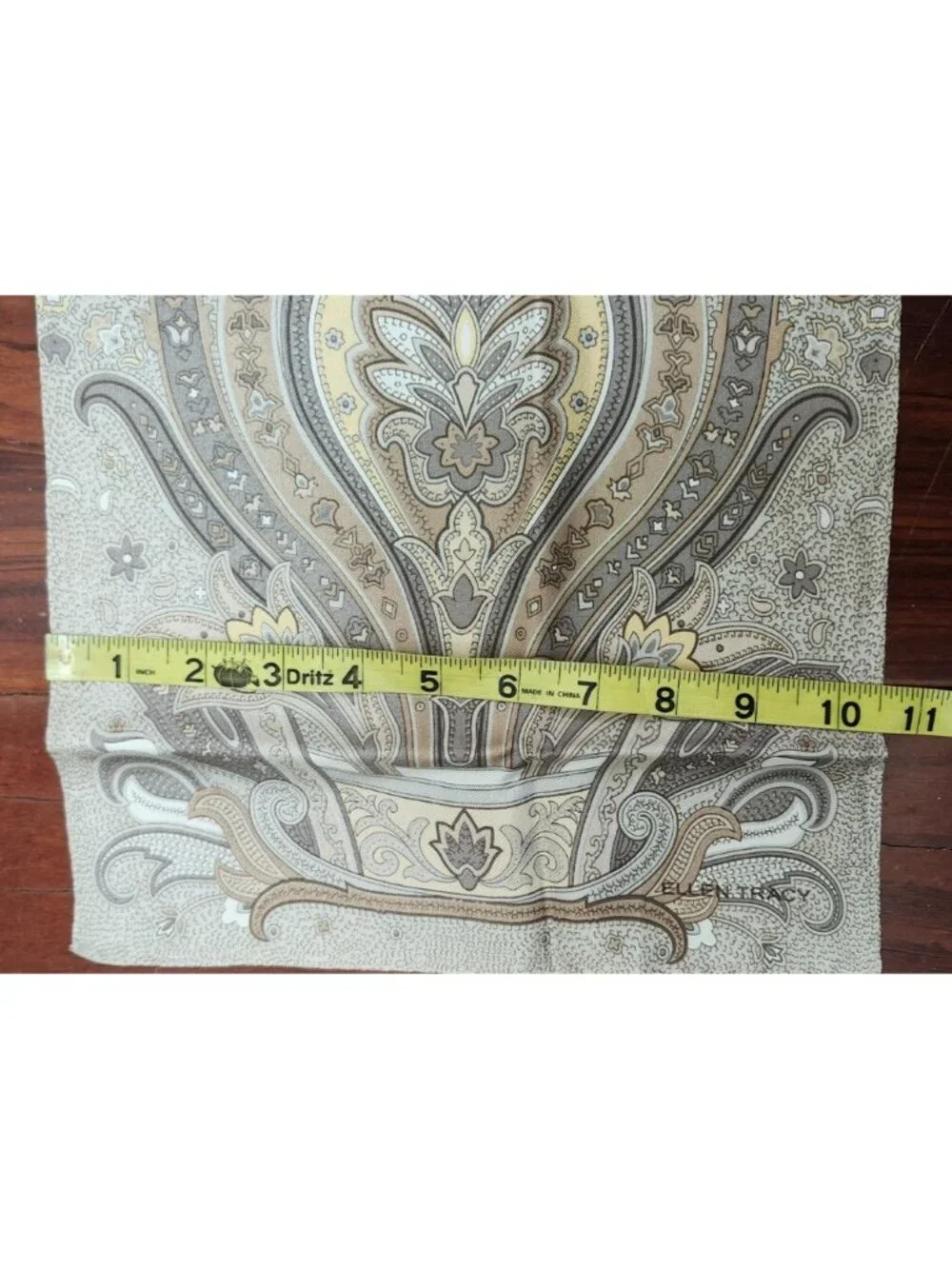 Ellen Tracy 100% Silk Paisley Oblong Scarf Beige Taupe Gray 59 x 10.5 in